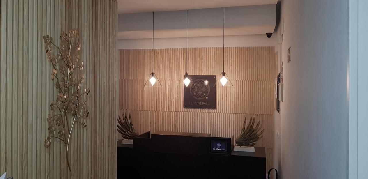 Le Petit Palue-Fuencarral Hotel Madrid Ngoại thất bức ảnh