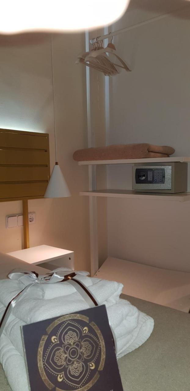 Le Petit Palue-Fuencarral Hotel Madrid Ngoại thất bức ảnh